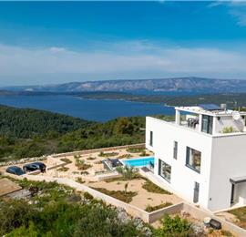 3 Bedroom Villa with Heated Pool and Sea view near Stari Grad, Hvar Island Sleeps 6-8 